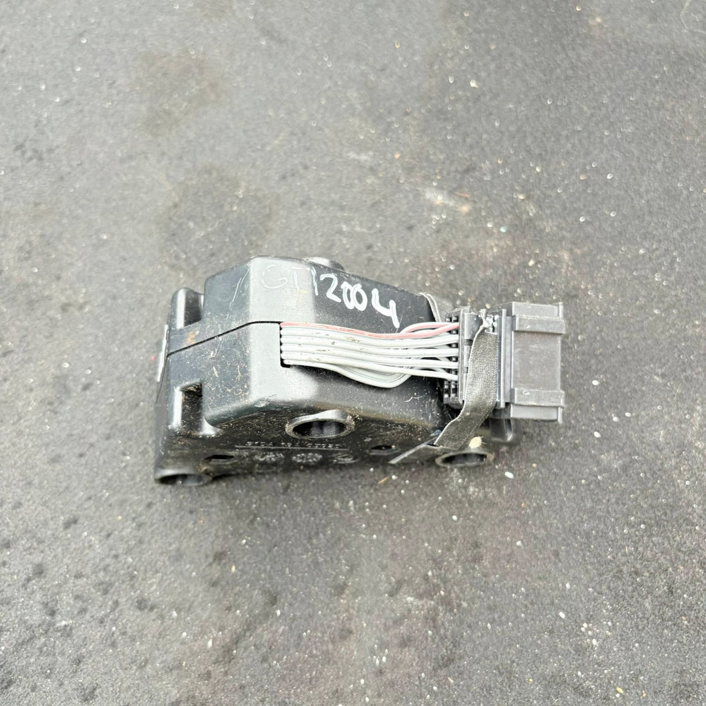 VW Golf Mk5 04-09 Golf Plus 08-14 Jetta 05-11 Speaker Amp Crossover 1K0035463D