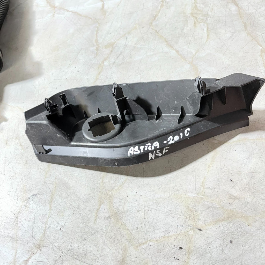 Vauxhall Astra Dashboard End Trim Front Left 2004–2013 – Part 498951029