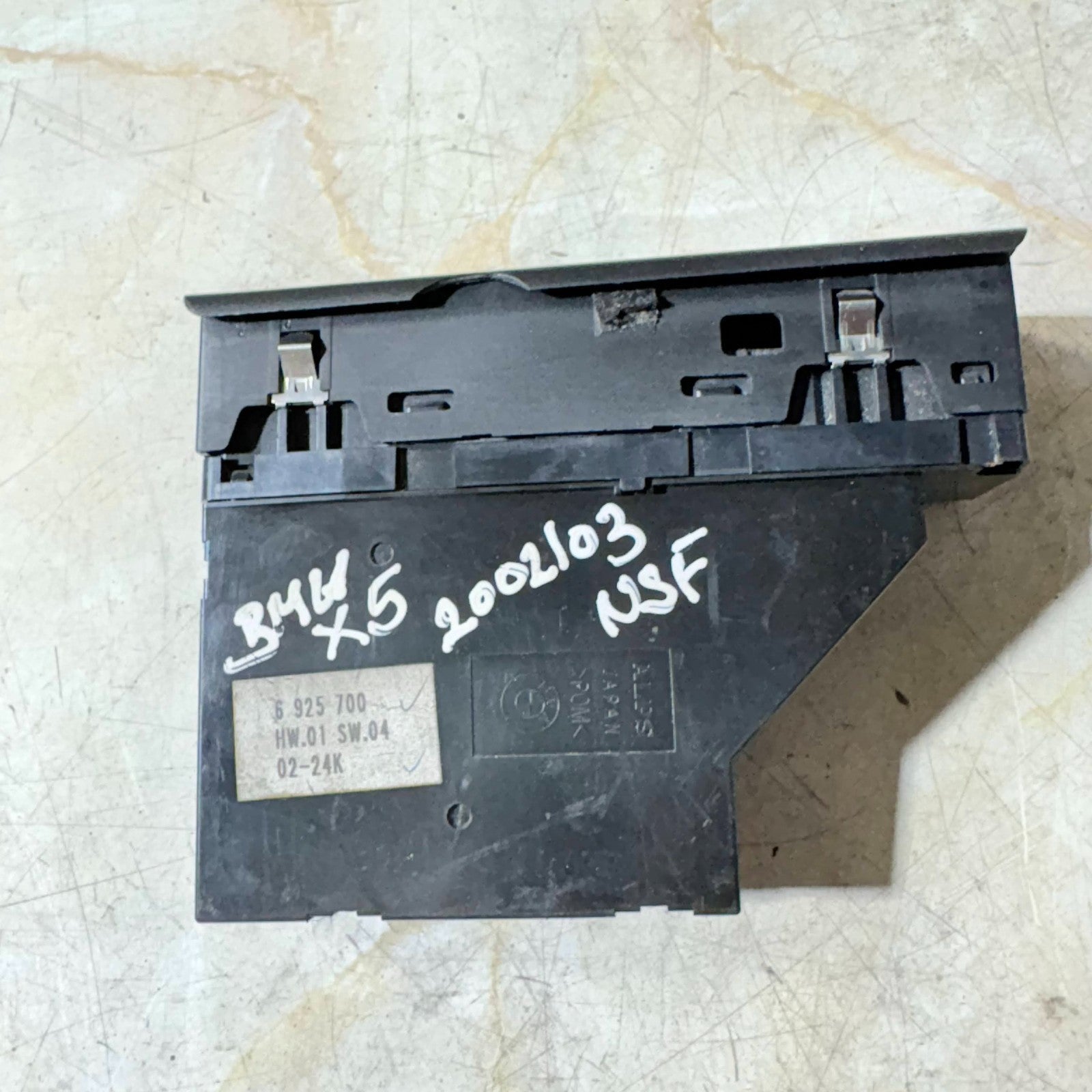 BMW X5 2002-2003 E53 6952700 Left Paasenger Side Electric Window Switch
