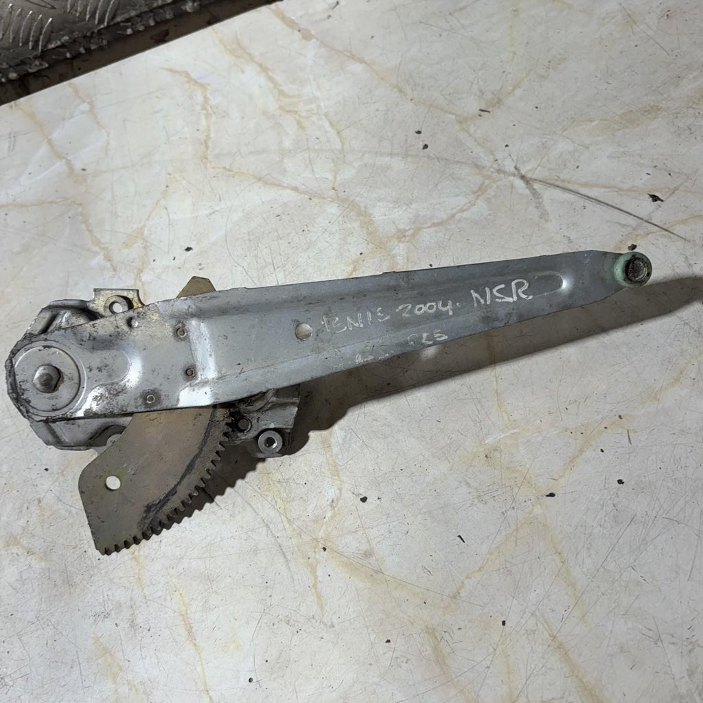 SUZUKI IGNIS 2004 REAR LEFT MANUAL WINDOW LIFTER REGULATOR MECHANISM