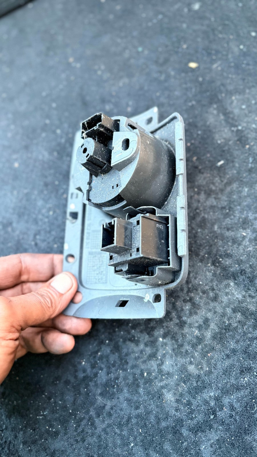 2008 VW Jetta Headlight Switch Control Panel 1K2858341 (1K2 858 341)