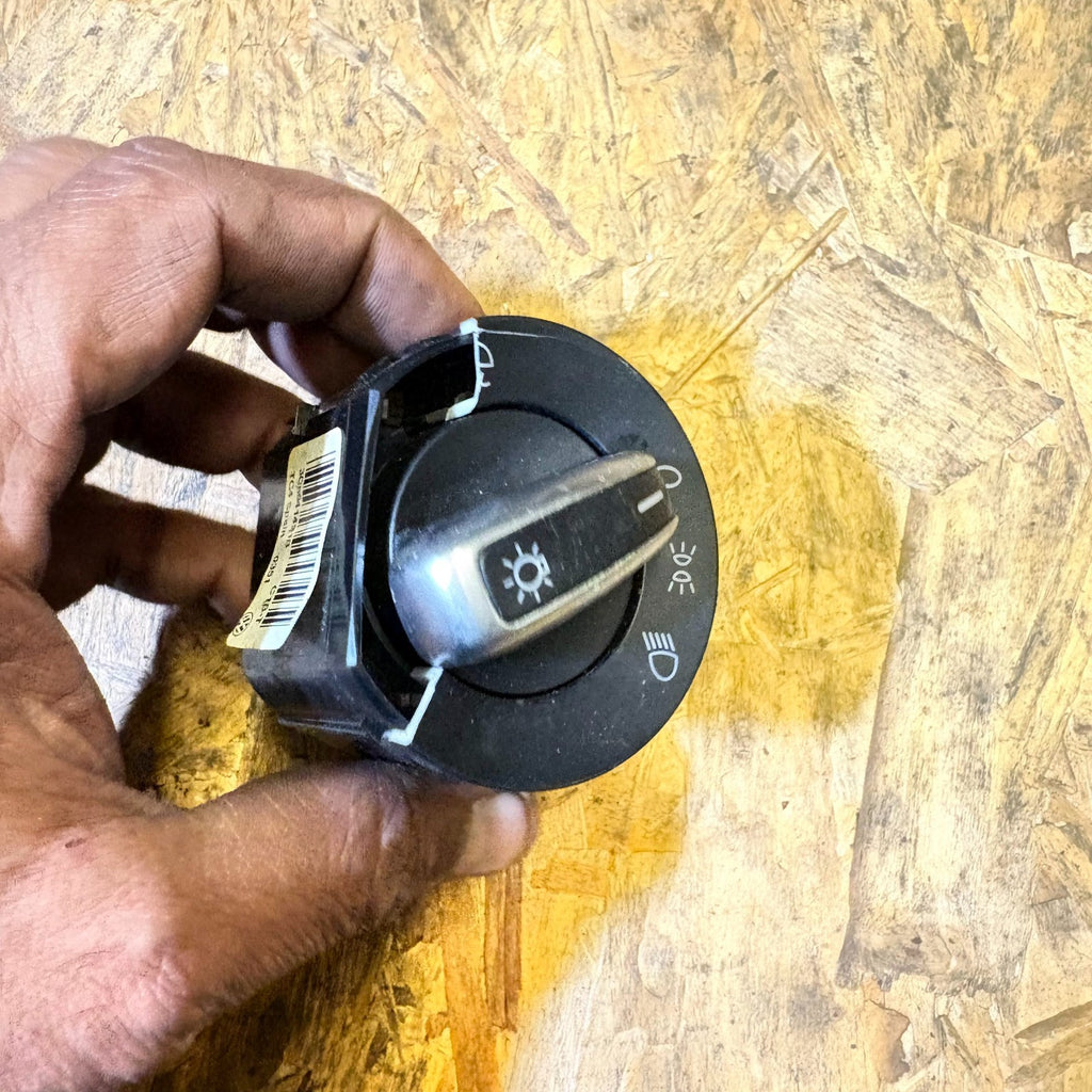 VW Passat B7 2010-2014 Headlight Switch Light Control 3C8941431B