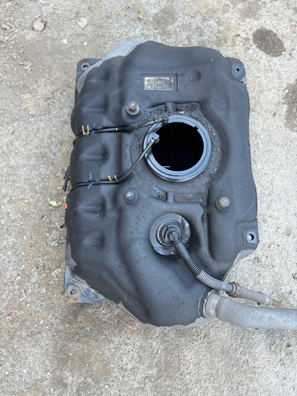 TOYOTA YARIS MK2 FUEL TANK DIESEL D4D TANK 2006-2011