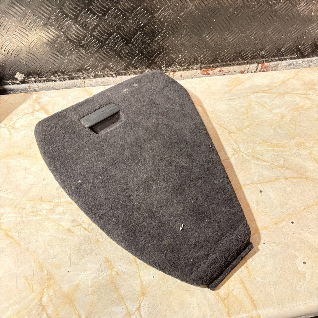 PORSCHE CAYENNE 955 2002-2007 REAR LEFT N/S BOOT STORAGE COVER 15039000001