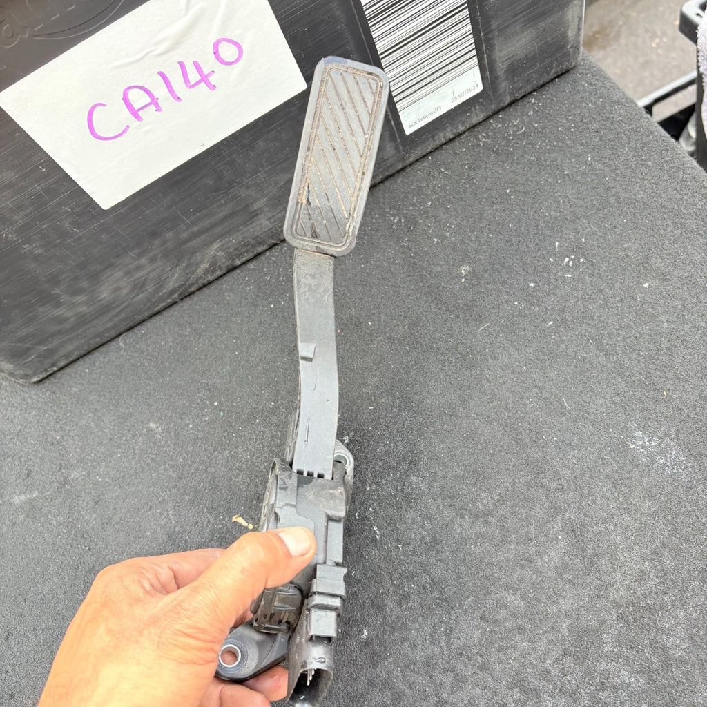 2011 FORD FIESTA ACCELERATOR THROTTLE PEDAL 8V21-9F836-AB