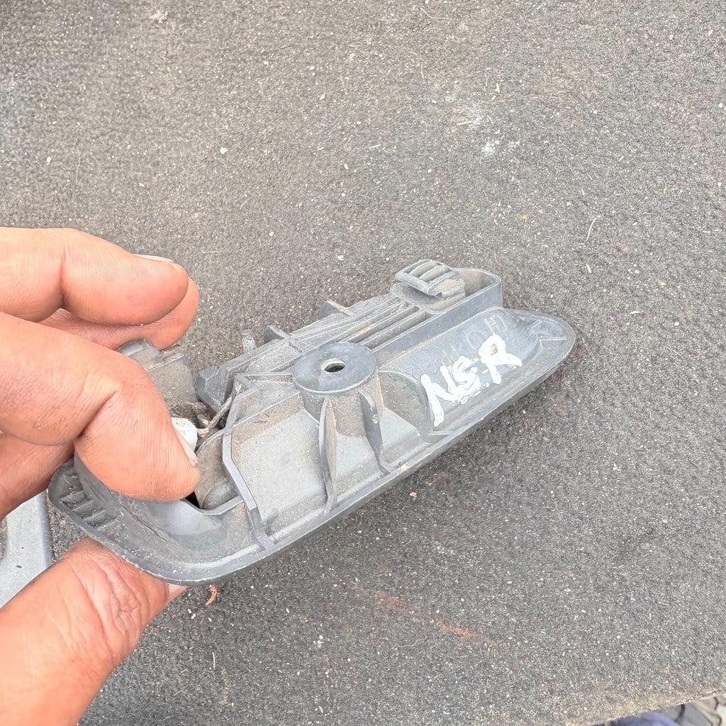 Passenger Side Rear NSR HANDLE INTERIOR SUZUKI IGNIS 2004