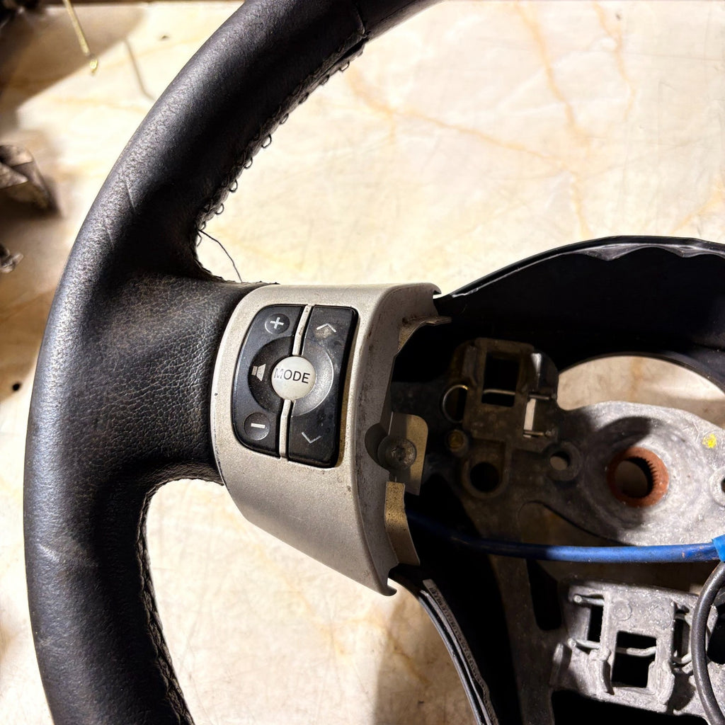 Toyota Yaris XP90 11/2008-07/2011  Audio Steering Wheel 305460899FKA-AE