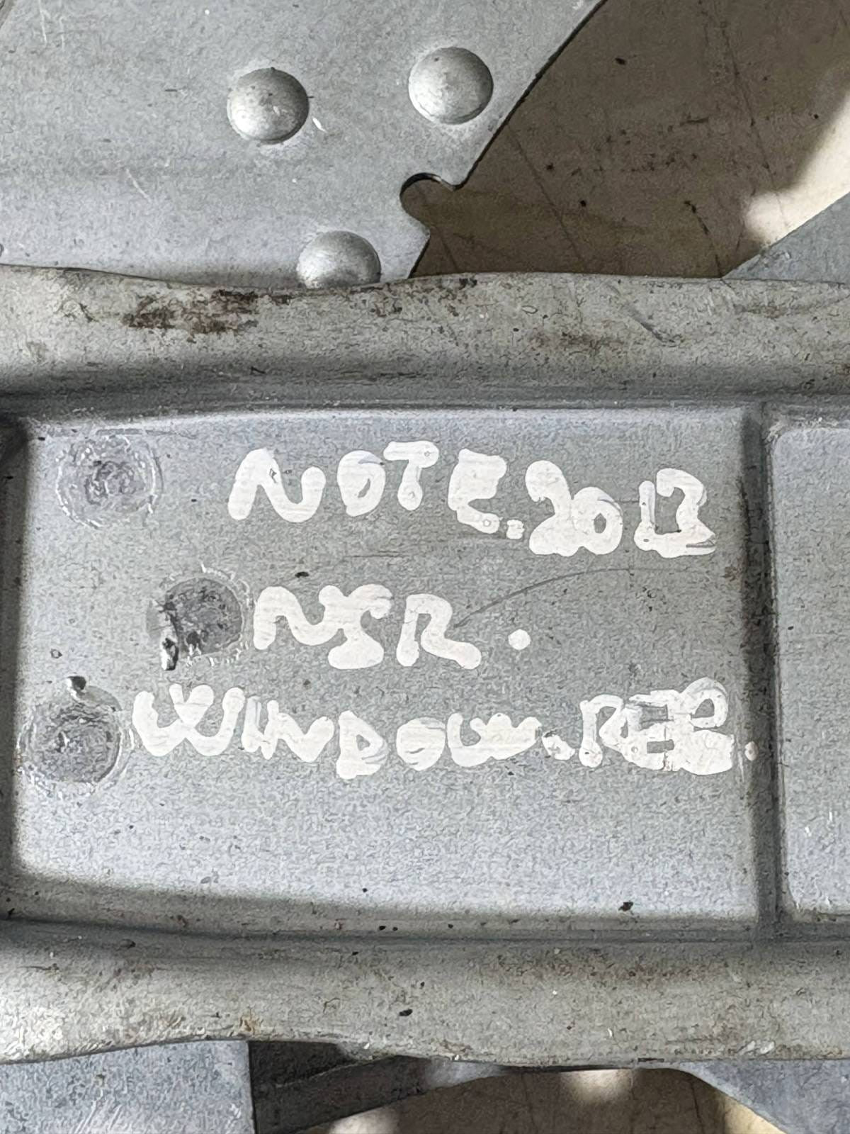 NISSAN NOTE E12E MK2 WINDOW REGULATOR LEFT FRONT ELECTRIC 2013 400928A