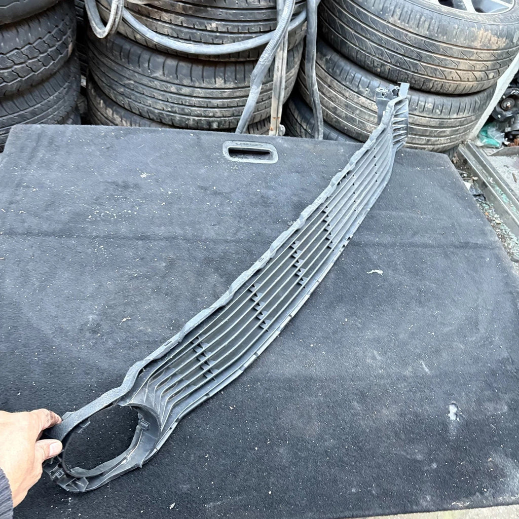 Toyota Aygo MK2 2014-2018 Front Bumper Lower Centre Grille 162041200100