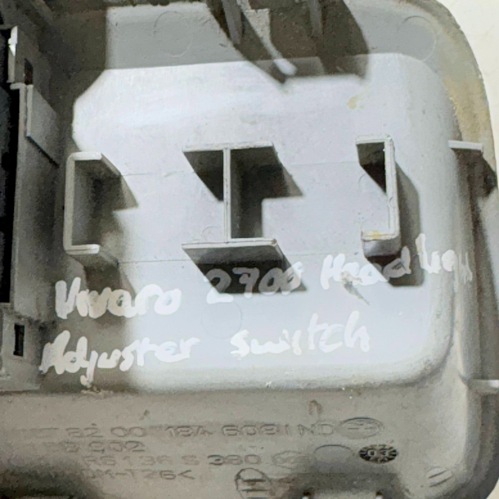 Renault Trafic II Vauxhall Vivaro A Headlight Switch Cover Trim Grey 91 168 902
