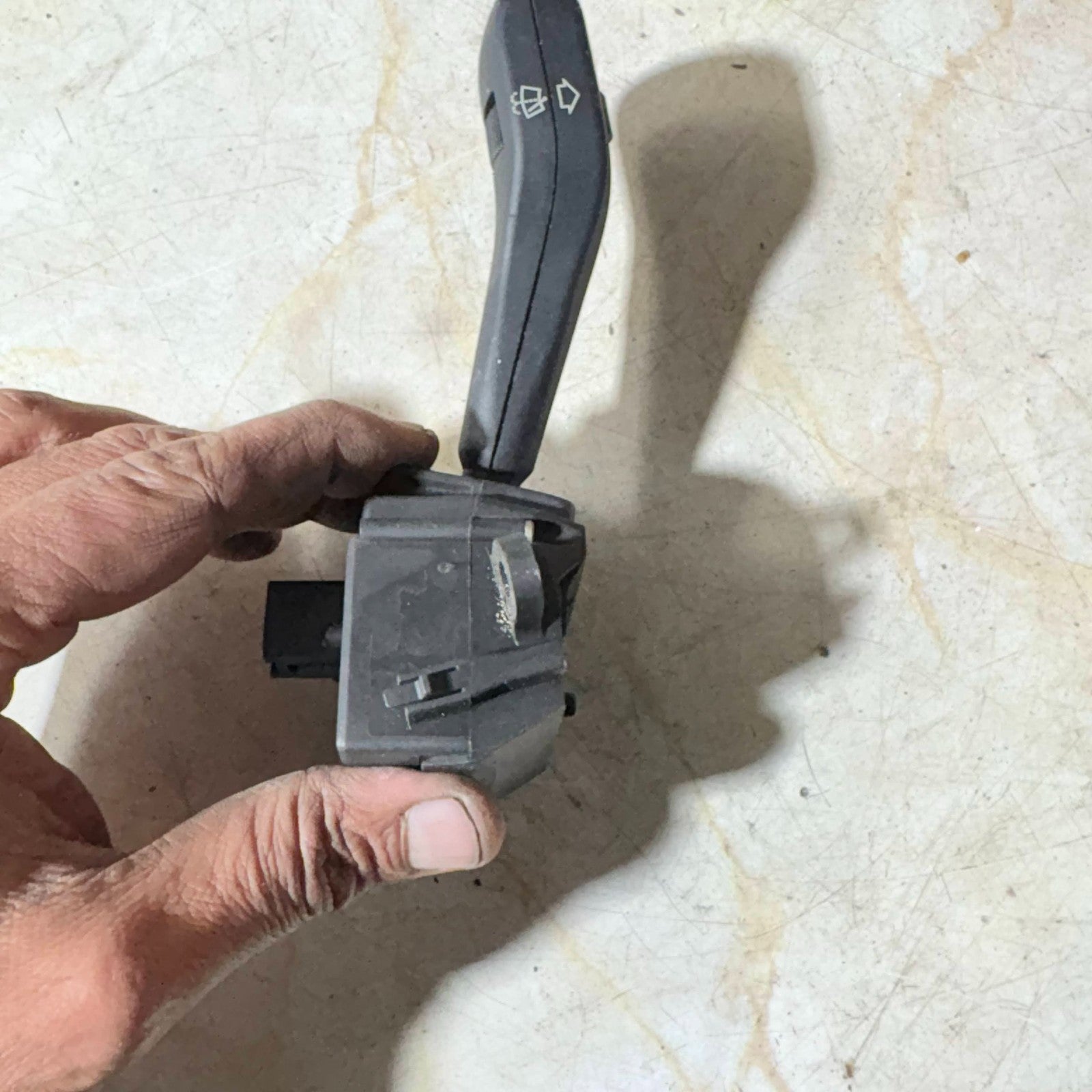 BMW 320D CONVERTIBLE WIPER STALK SWITCH 8 363 664 M