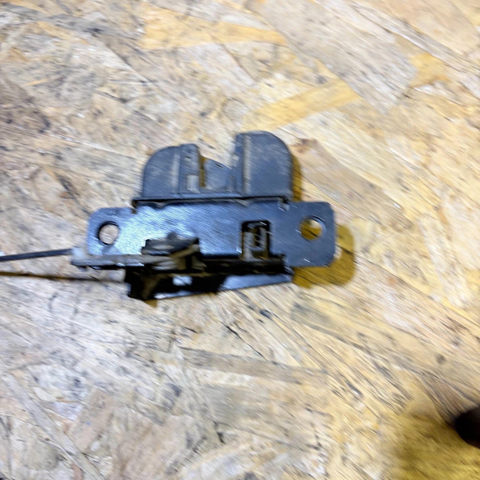 VW Volkswagen Caddy 2K Right Rear Boot/Tailgate Lock Latch 2004-2015