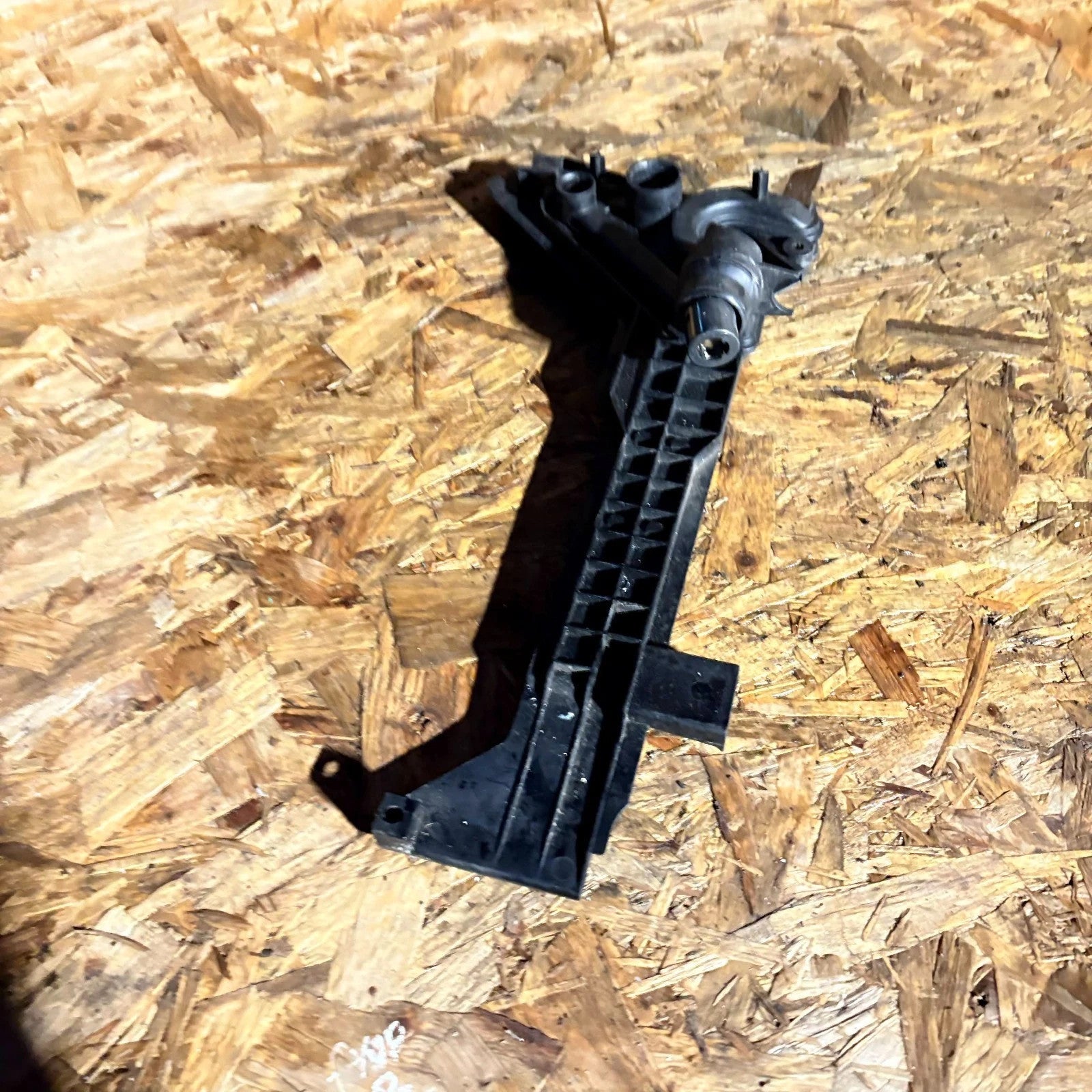 BMW E46 98-06 Z4 E85/E86 02-08 Auto Expansion Tank Bracket 1436251 17111436251