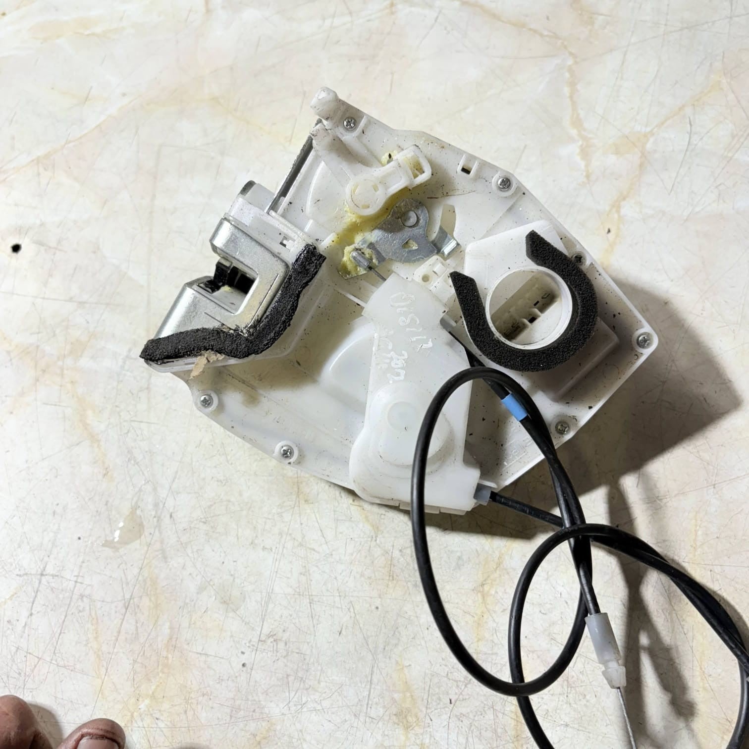 Suzuki Splash Mk1 Driver Rear Door Lock Assembly 8230151K12