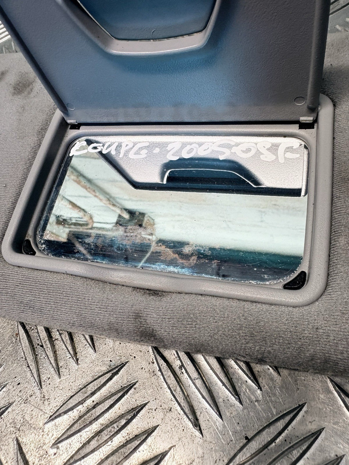 Hyundai Coupe GK 2003-2009 2.0 GLS RHD Driver Right Sun Visor Vanity Mirror OSF