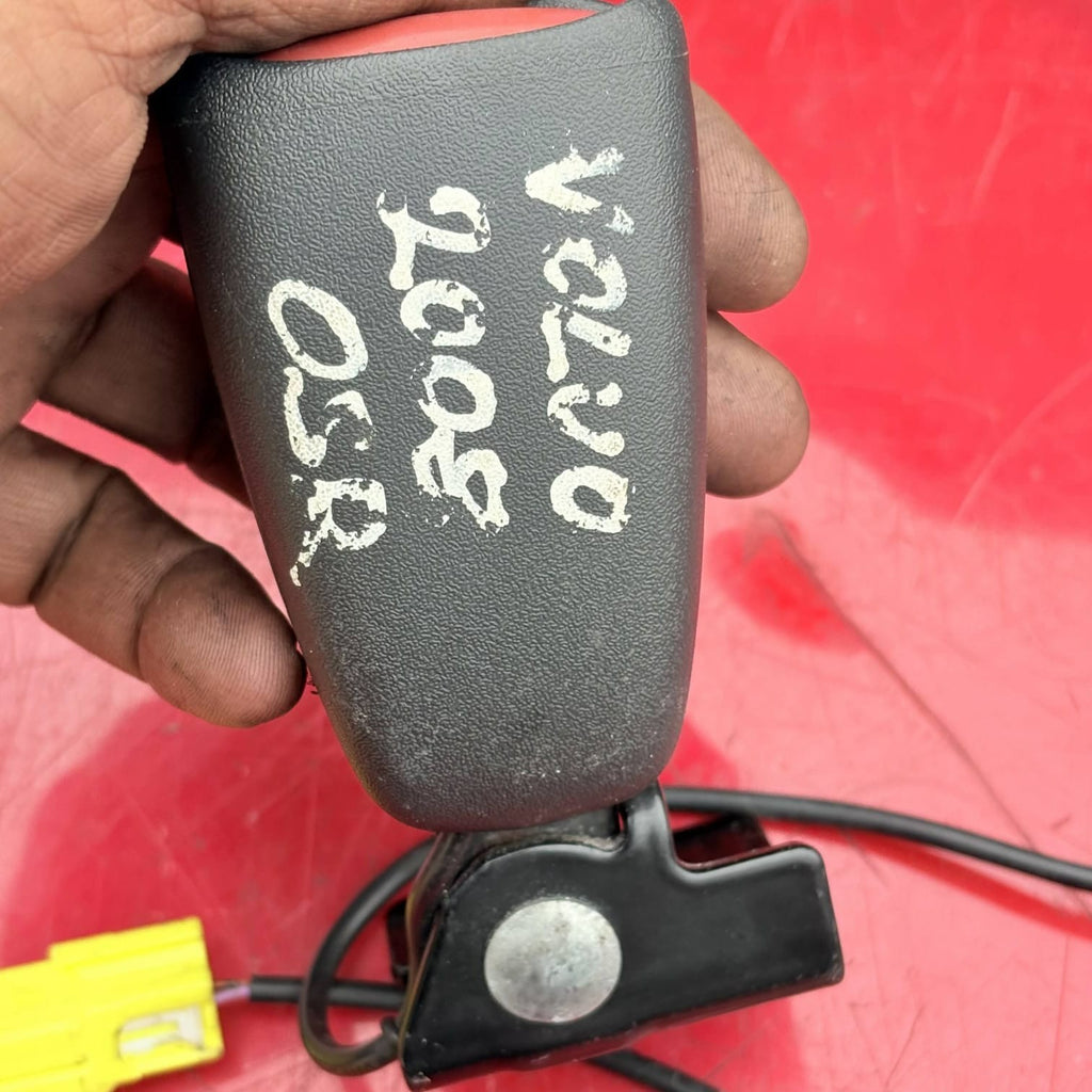 Volvo C30 2008 Rear Right Driver Side Seat Buckle Stalk 8686941 Free Delivery #1