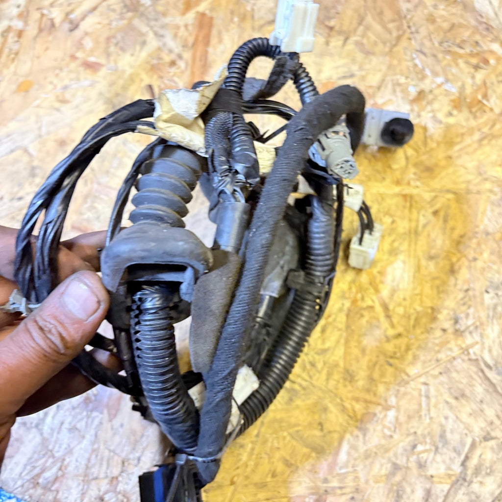 NISSAN QASHQAI J10 MK1 07-13 DOOR WIRING LOOM FRONT PASSENGER SIDE NEARSIDE LEFT