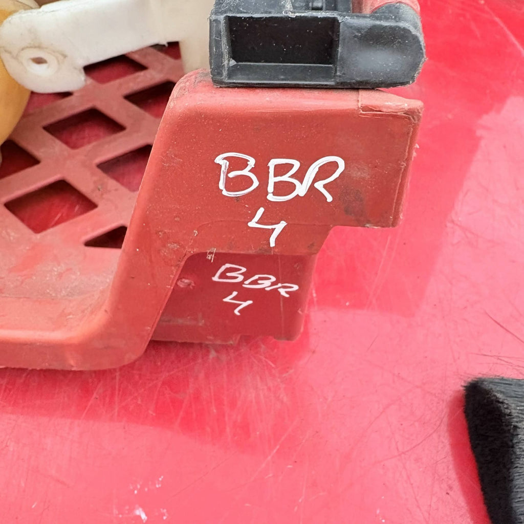 BMW Coolant Expansion Tank/Header Tank Reservoir 7617362 17137617362 B37 B47