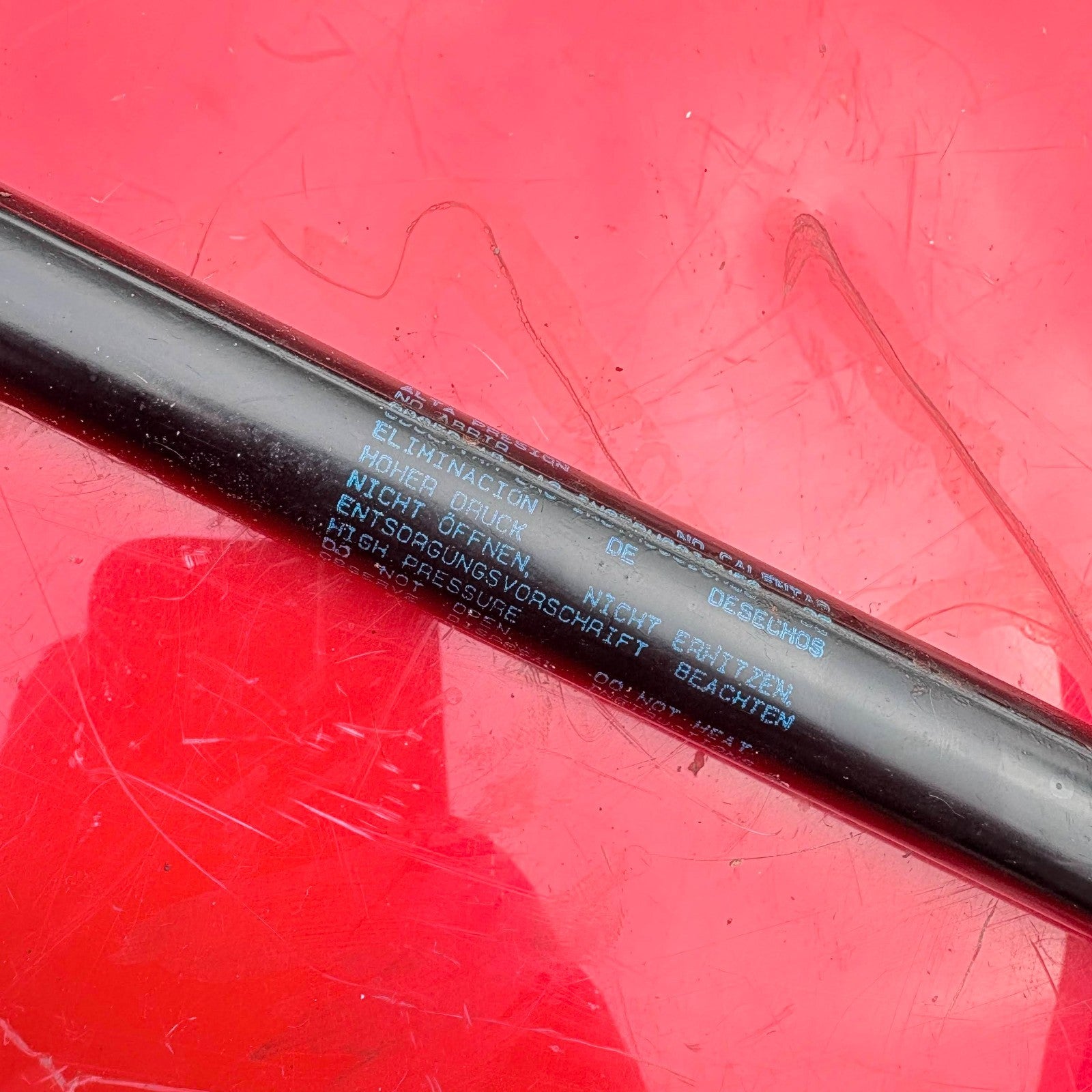 Seat Leon 1P Bootlid Tailgate Gas Strut Right Rear 2005-2012