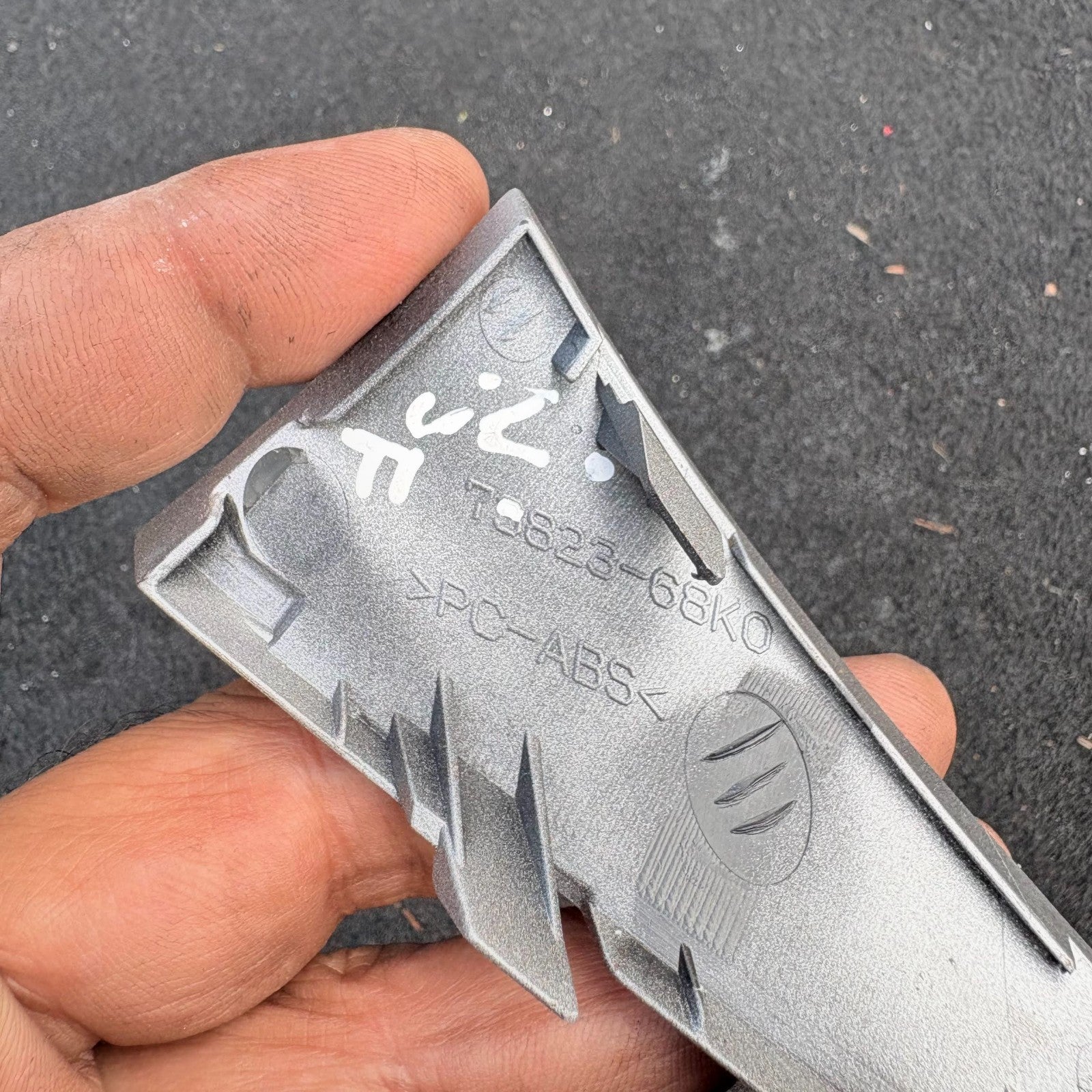 Nissan Pixo Suzuki Alto 2009-14 left stereo side trim 73823-68k0