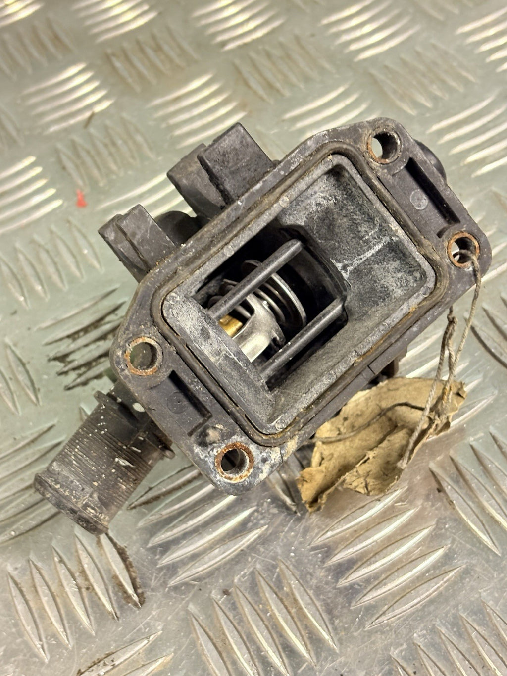 Thermostat Housing 9641522380 9654393880 1.4HDi/TDCi Fiesta 01-17 C1/107 05-14
