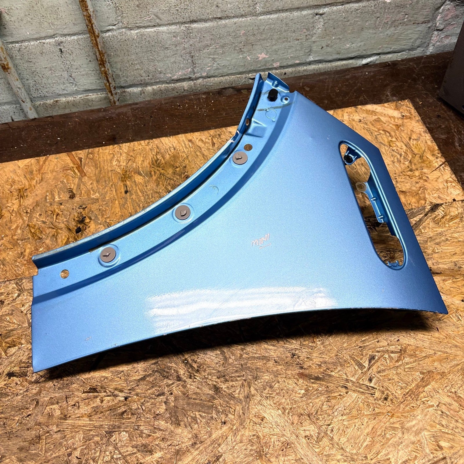 MINI One/Cooper R50/R53 2001-2006 R52 2004-2008 Passenger Front Left Wing Fender