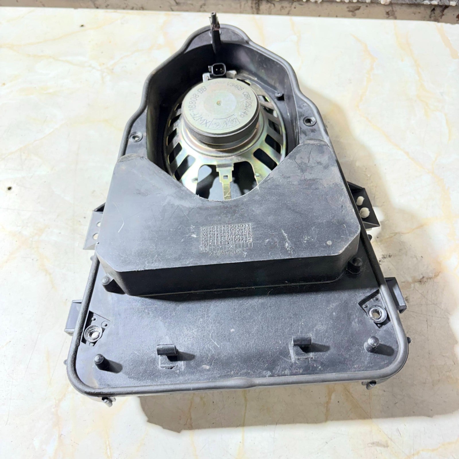 Jaguar S Type 04-06 FRONT DRIVER SIDE OFFSIDE DOOR SPEAKER XW7F-18808-BB