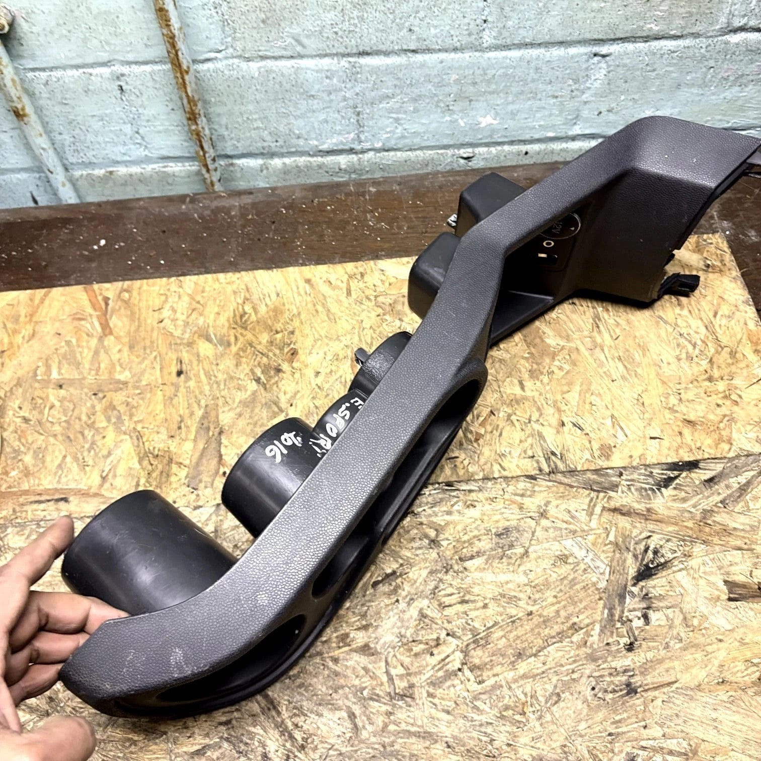Ford EcoSport 2016 Mk1 RHD Centre Console Cup Holder Surround Black 12V Socket