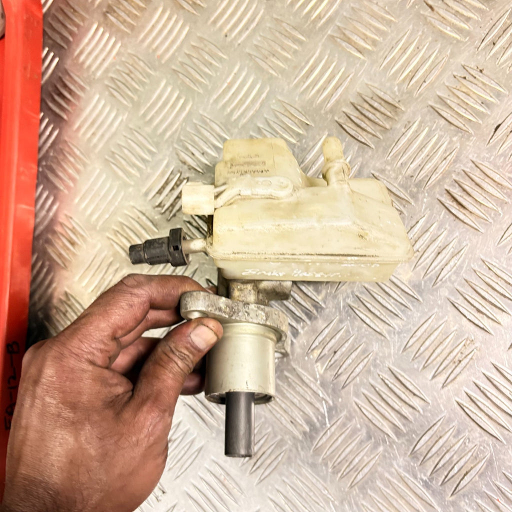 FORD FOCUS C-MAX 2005 BRAKE MASTER CYLINDER 033508-86401