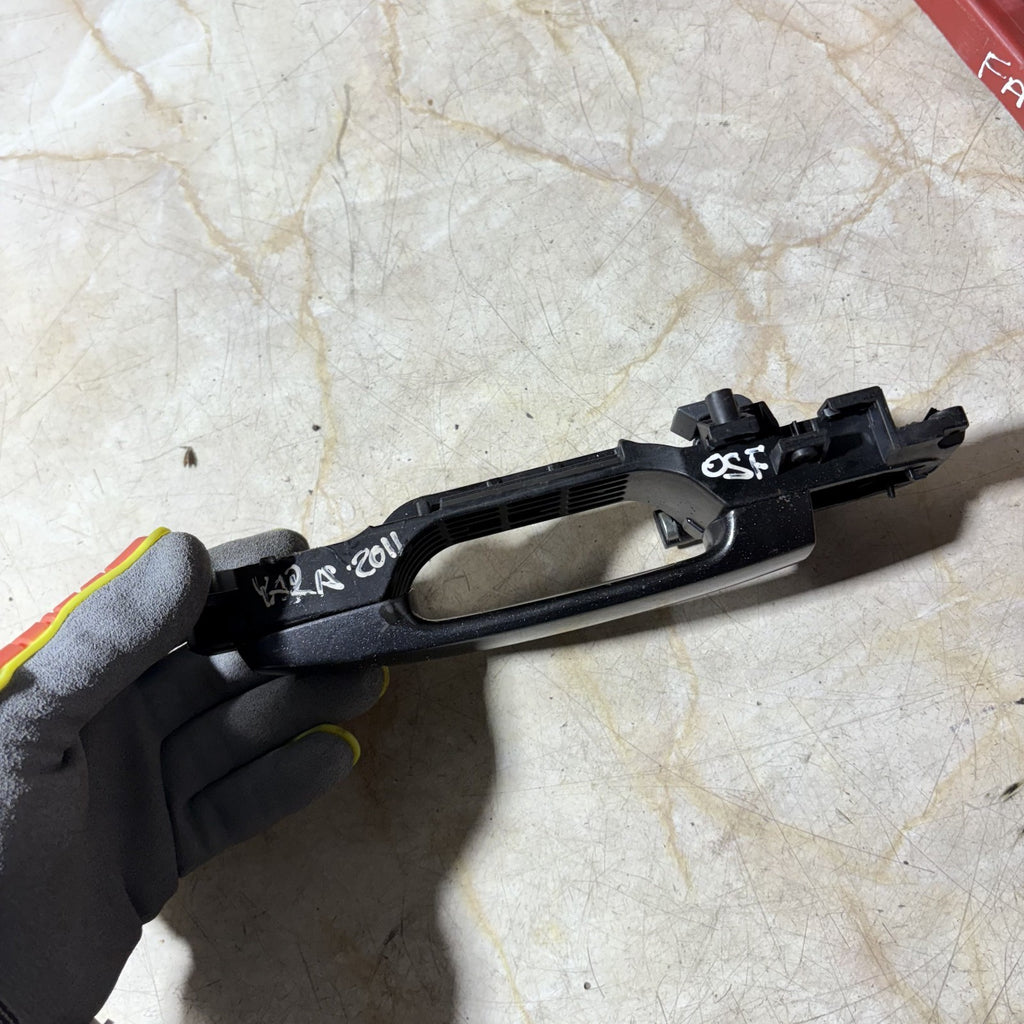 Right Front Driver Side External Door Handle for Toyota Yaris 2011