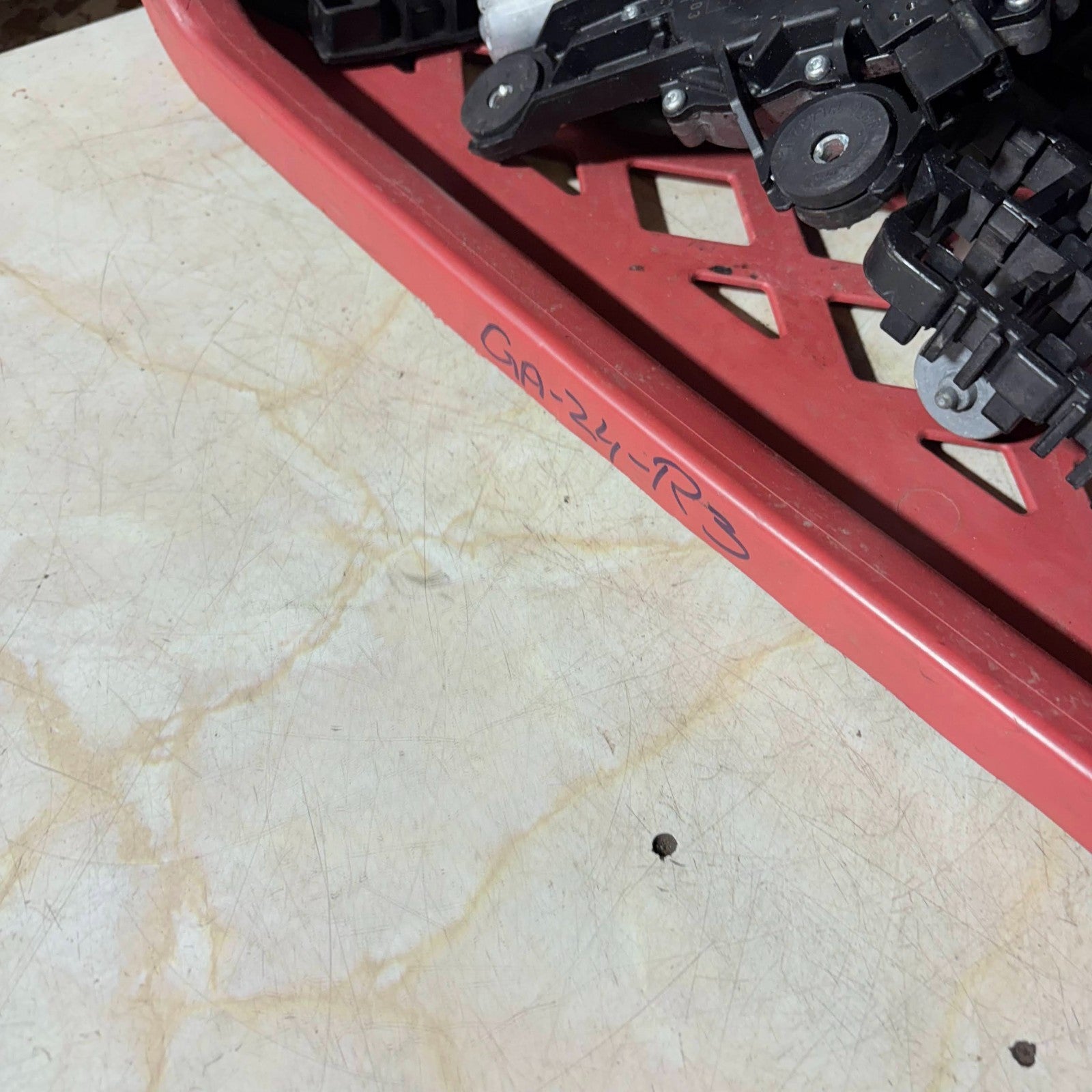 Kia Sedona Mk1 2002-2006 Rear Left Sliding Door Top Roller