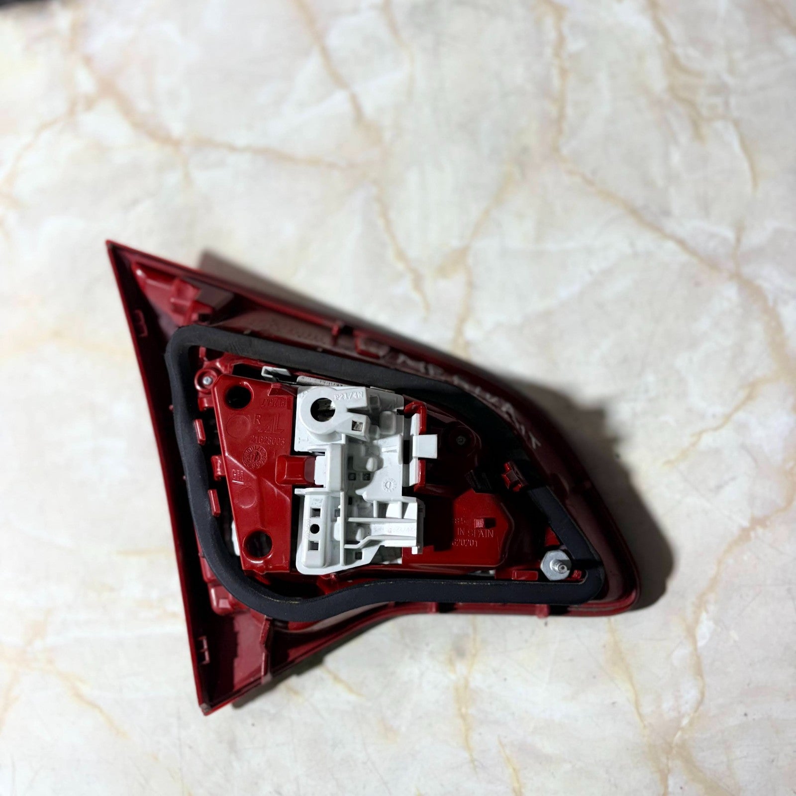 VAUXHALL MERIVA B MK2 2010-2017 RIGHT DRIVER SIDE REAR INNER TAIL LIGHT 21628003