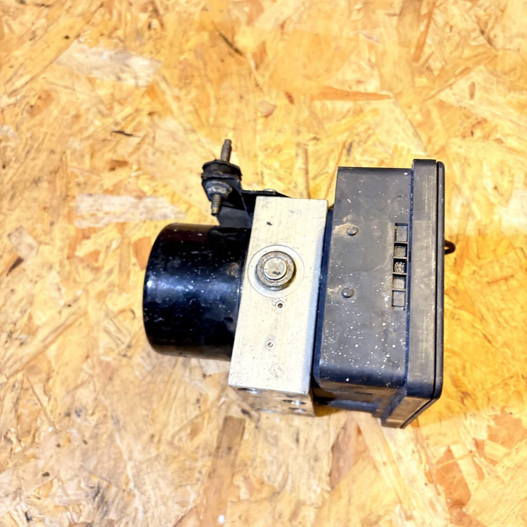 Citroen C5 2000-2007 ABS PUMP 9656419780