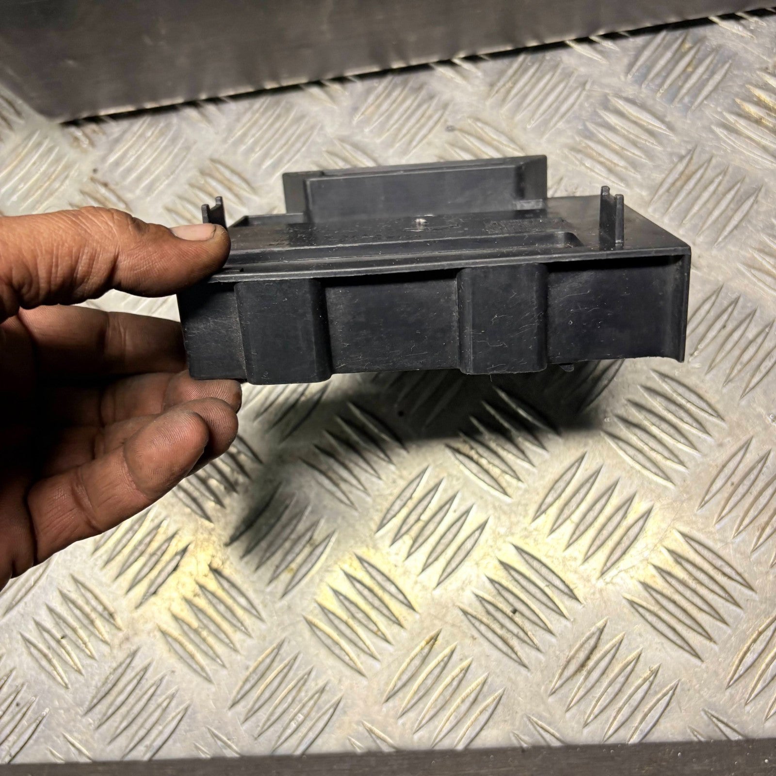 VOLKSWAGEN GOLF MK5 04-08 COMFORT CONTROL MODULE 1K1 907 348 A