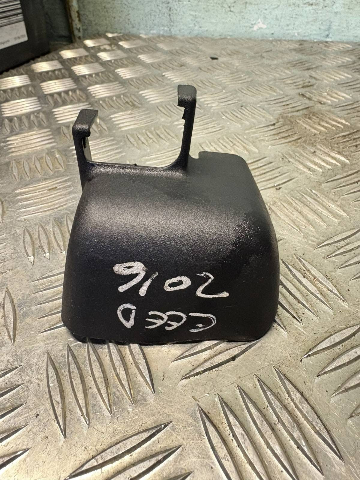 2166739 Interior 88061-a2000 Kia Ceed DE2330275-75-2016