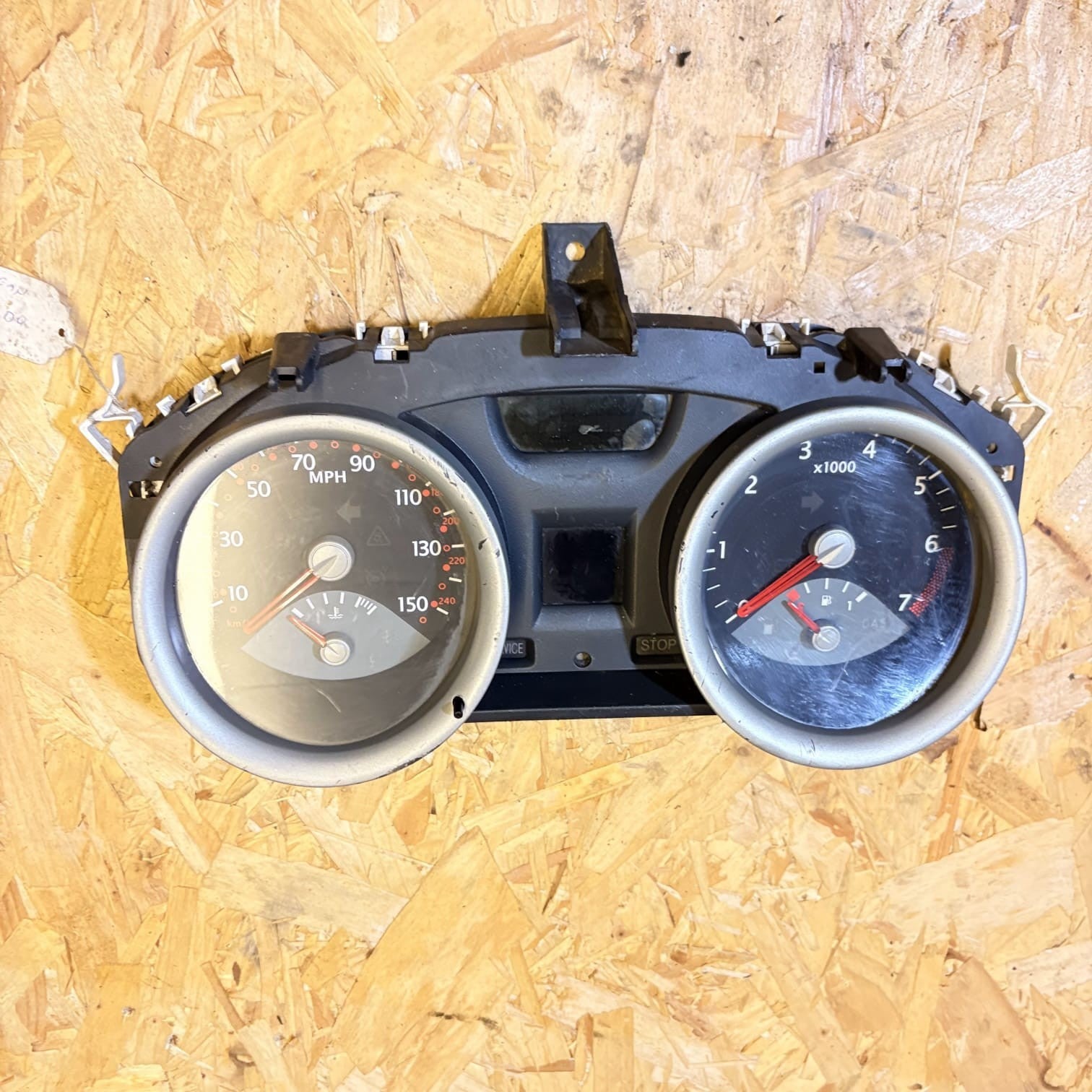 RENAULT CLIO MEGANE II SPEEDOMETER INSTRUMENT CLUSTER CLOCK 2RPF-10A855-AD