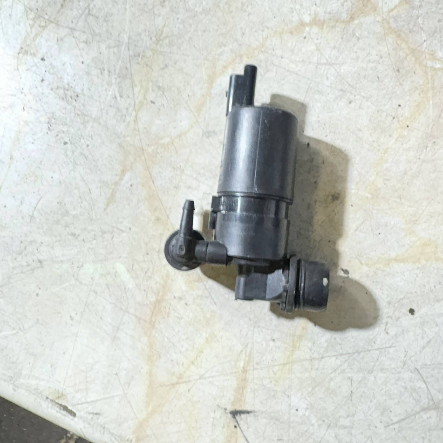 RENAULT DACIA NISSAN WINDSCREEN WASHER PUMP MONO 2 PIN 286203634R 289200001R