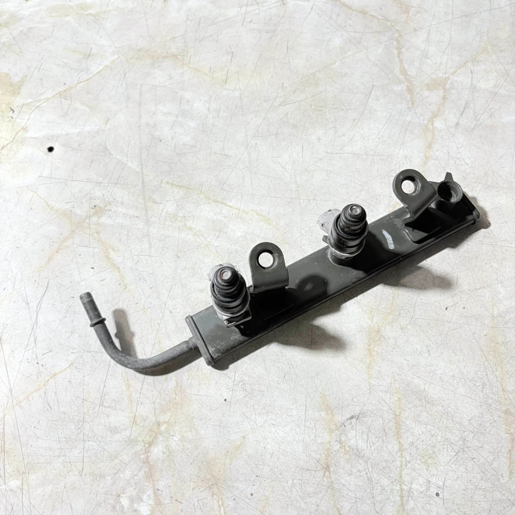 Smart Forfour W453 Fuel Injector Rail & Injectors Siemens Deka 2014-2019