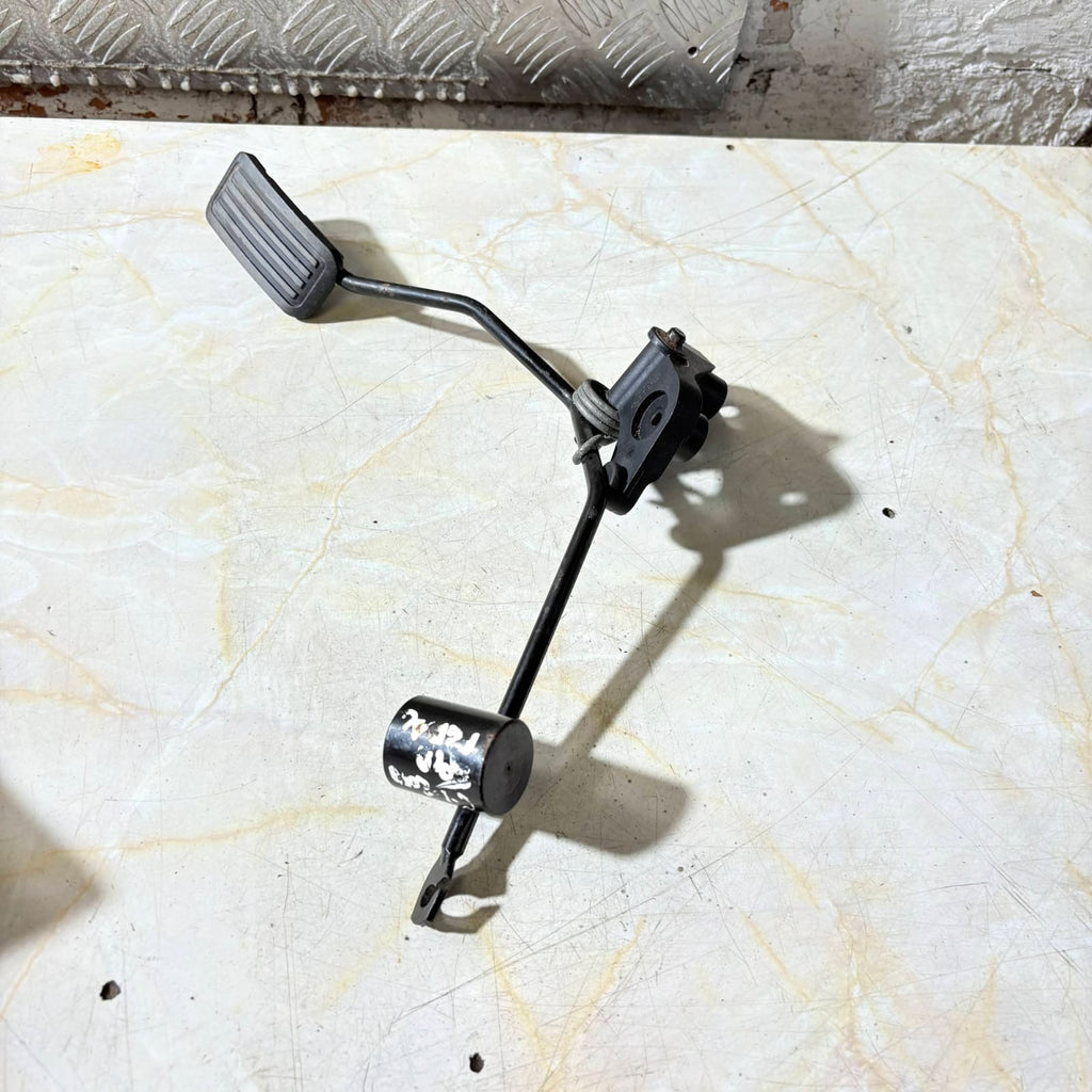 2006 PEUGEOT 107 MK1 1.0 PETROL ACCELERATOR THROTTLE GAS PEDAL 1016193