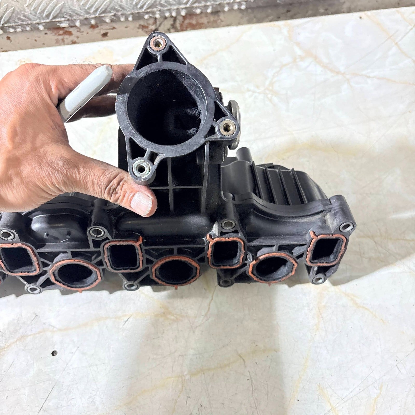 SKODA RAPID 2013 1.6 DIESEL AIR INTAKE INLET MANIFOLD 03L129711