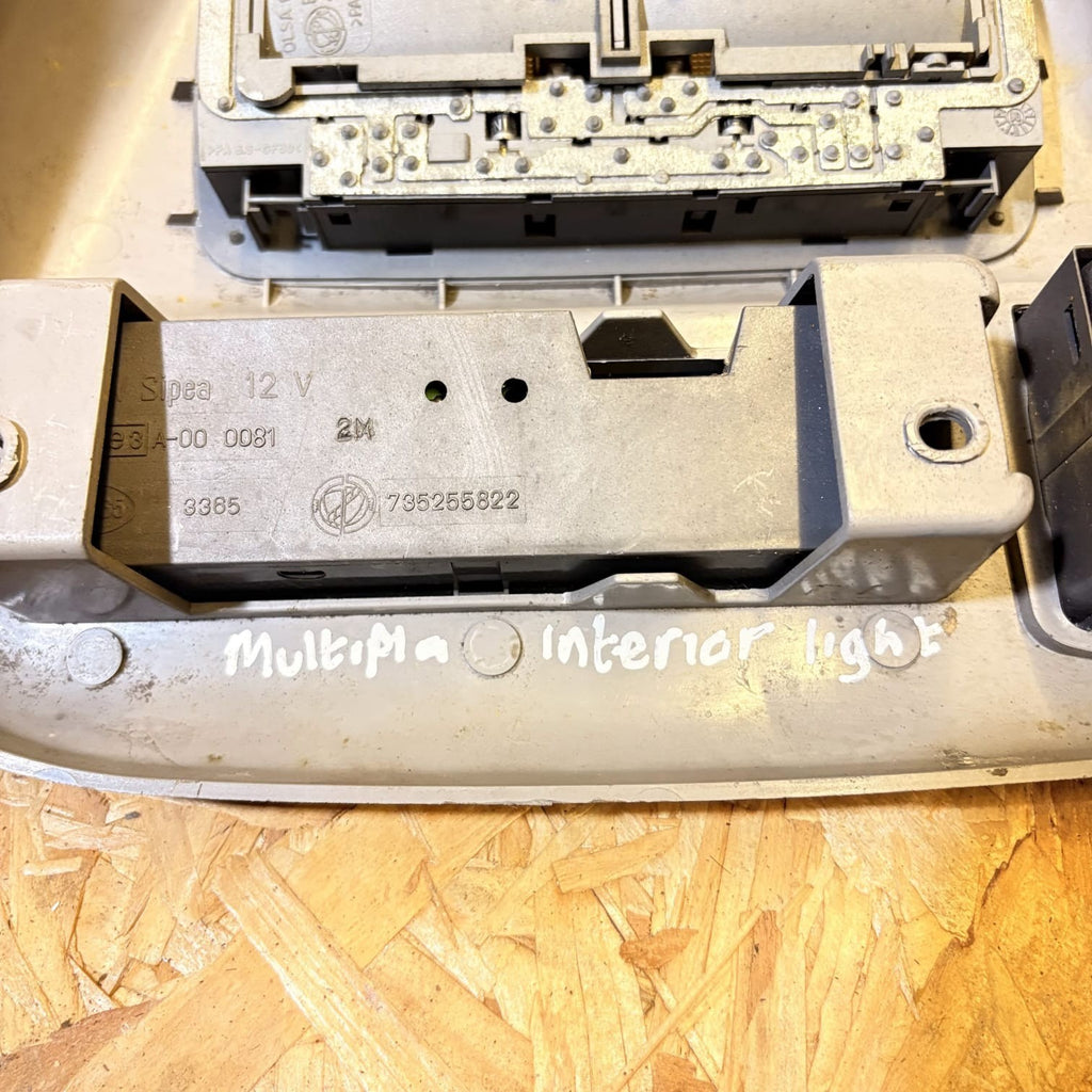 Fiat Multipla Front Interior Dome Reading Light Lamp Console 735255822 98-10