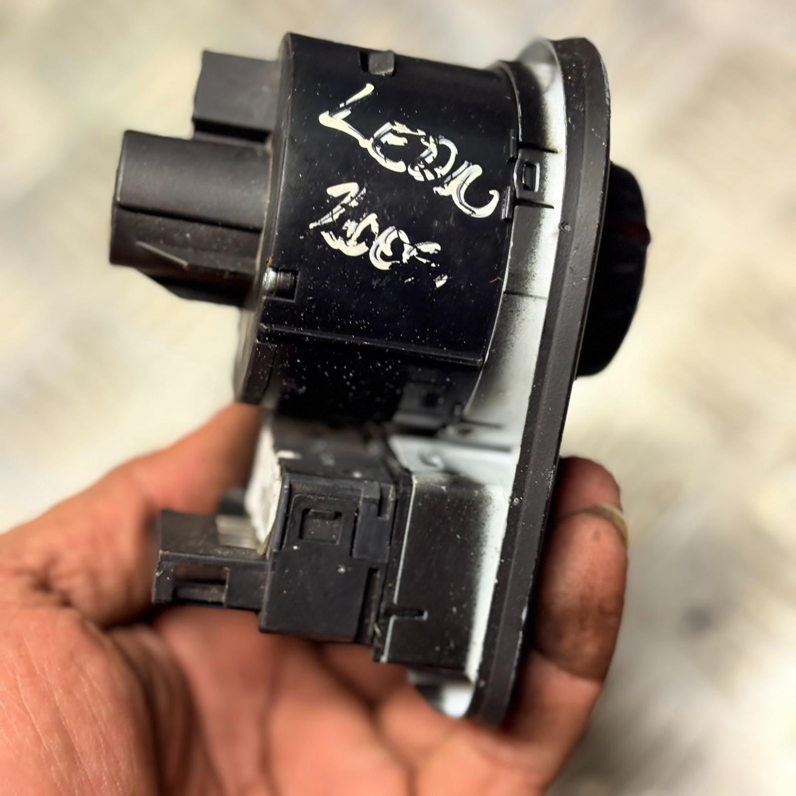 SEAT LEON MK2 2005-2012 HEADLIGHT SWITCH CONTROL 1P2 941 431 B