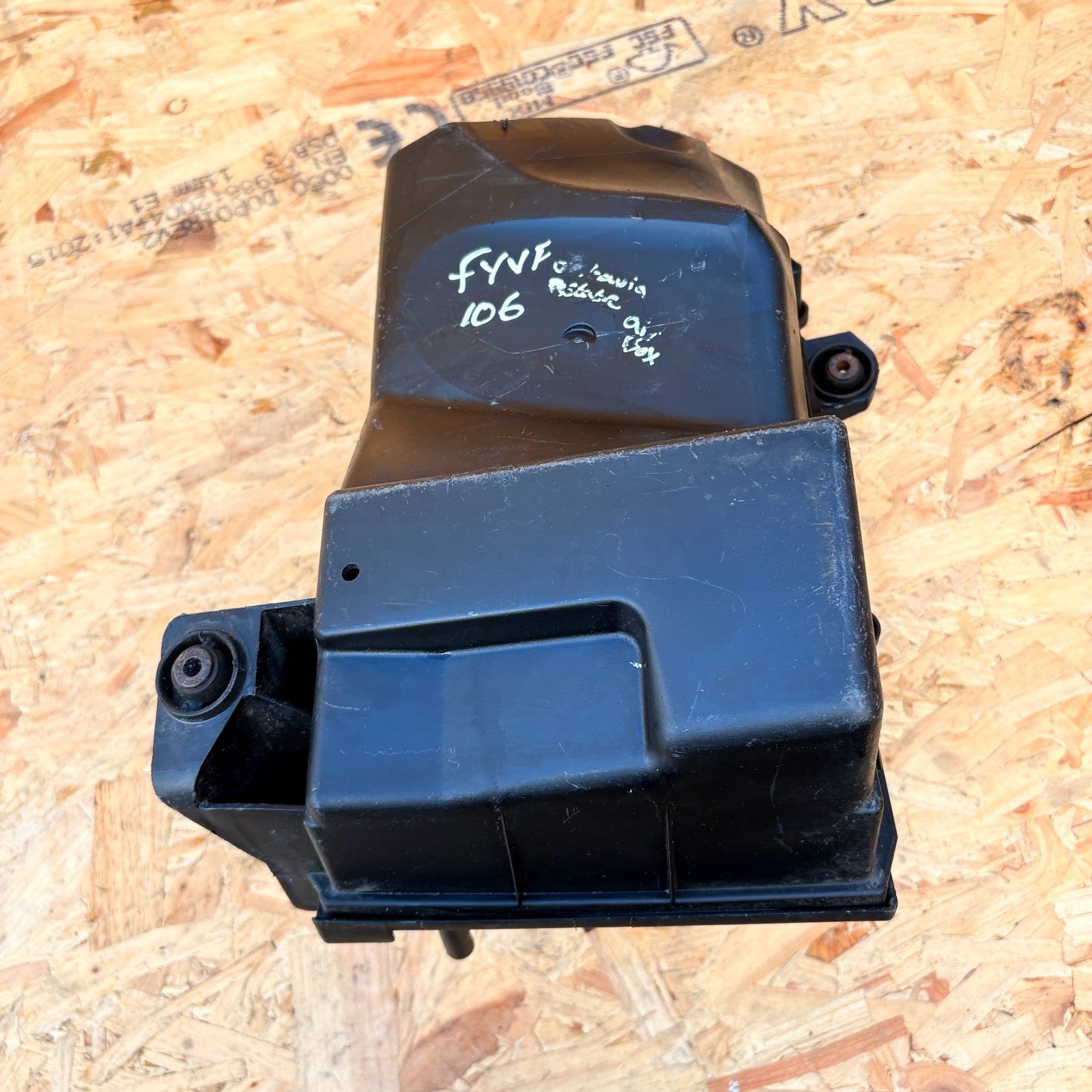 Skoda Octavia 1U5 Mk1 Estate 1.9 TDI Air Filter Box 1J0129607AE 1998-2010