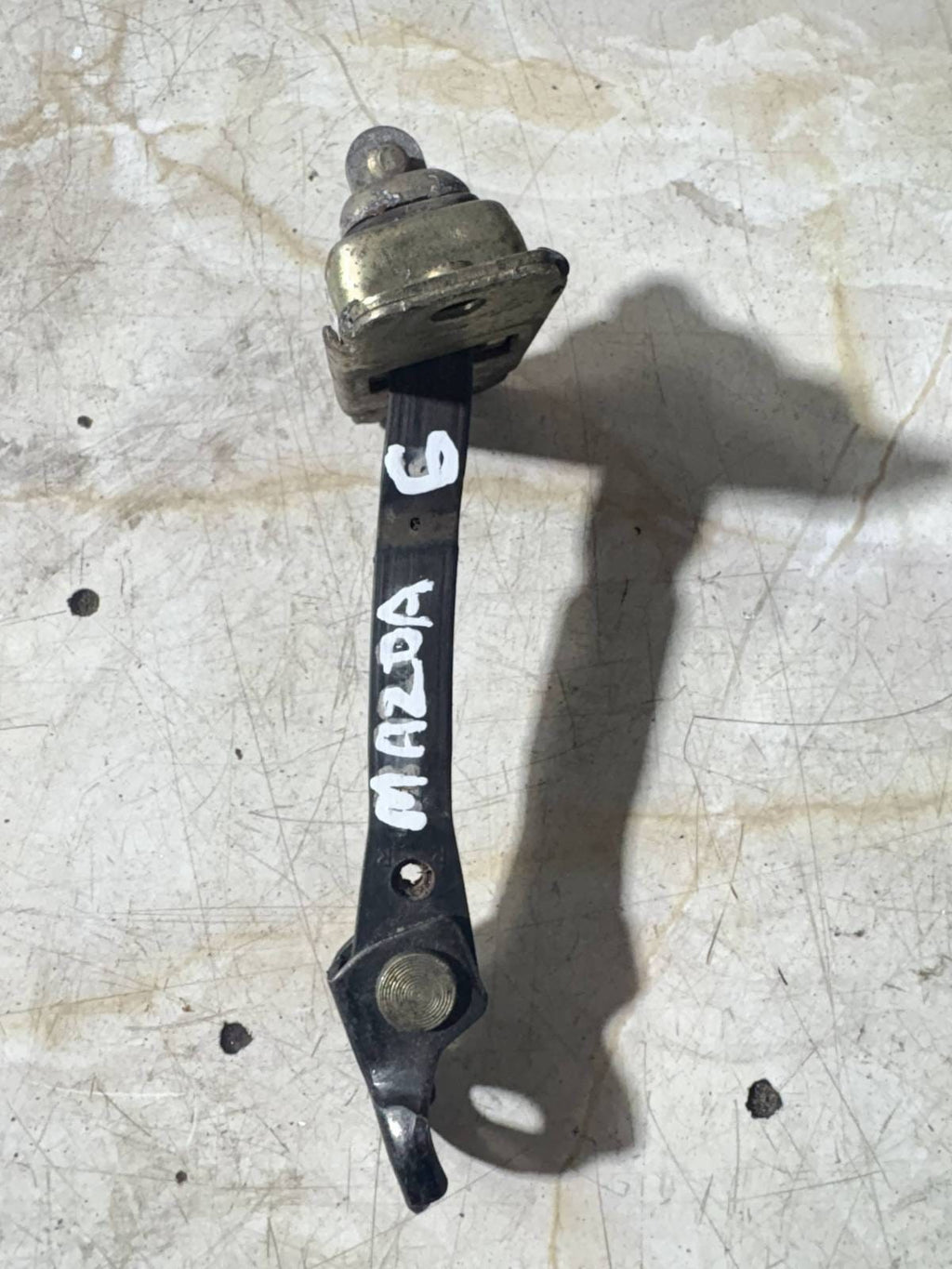 Mazda 6 Rear Door Brake Check Strap Stopper 020A4A