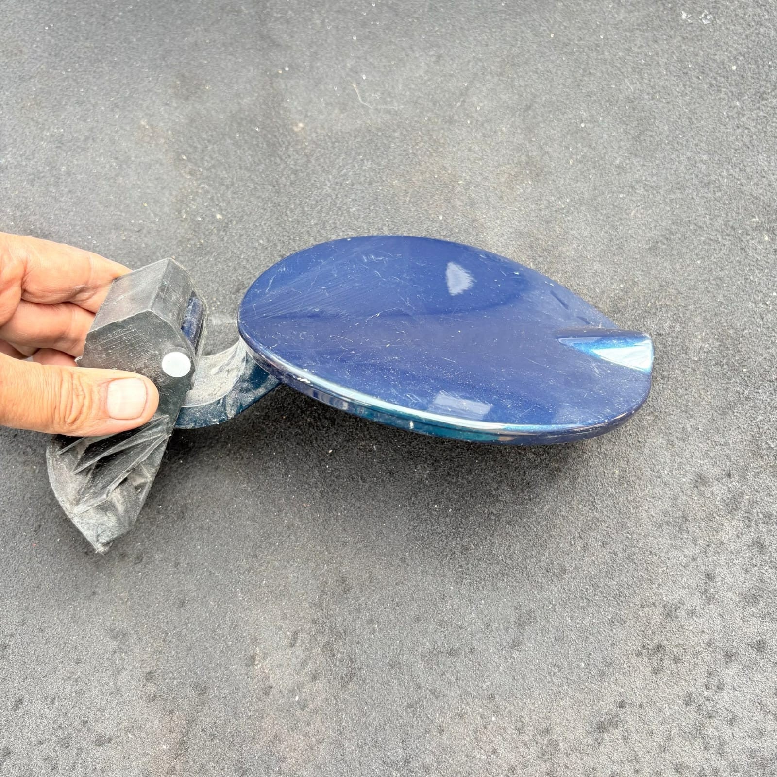 Fiat 500 (312) 2015 Fuel Filler Flap/Fuel Door Blue