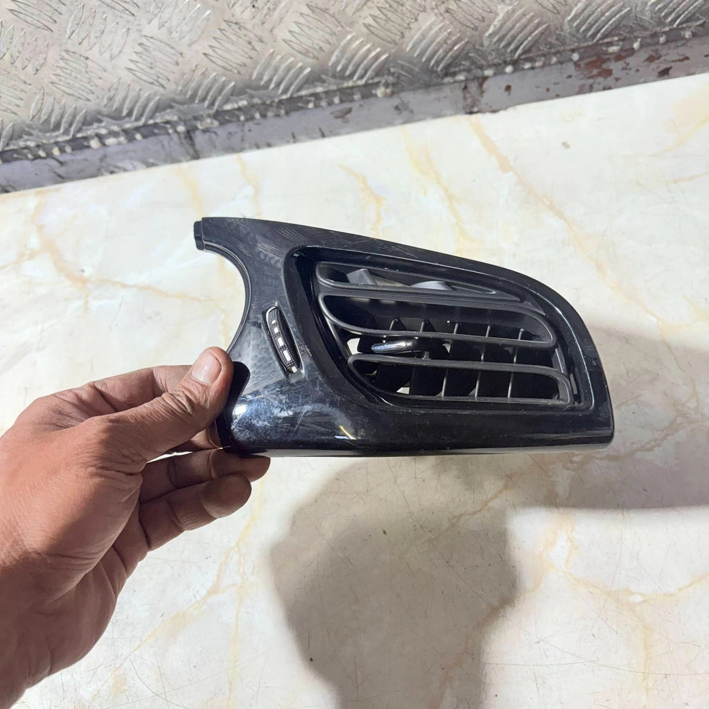 Citroen DS3 2010-2016 Right Driver Dash Heater Air Vent