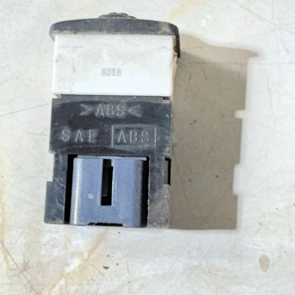 32932074 Light Control for SUZUKI GRAND VITARA 3 PUERTAS 1999