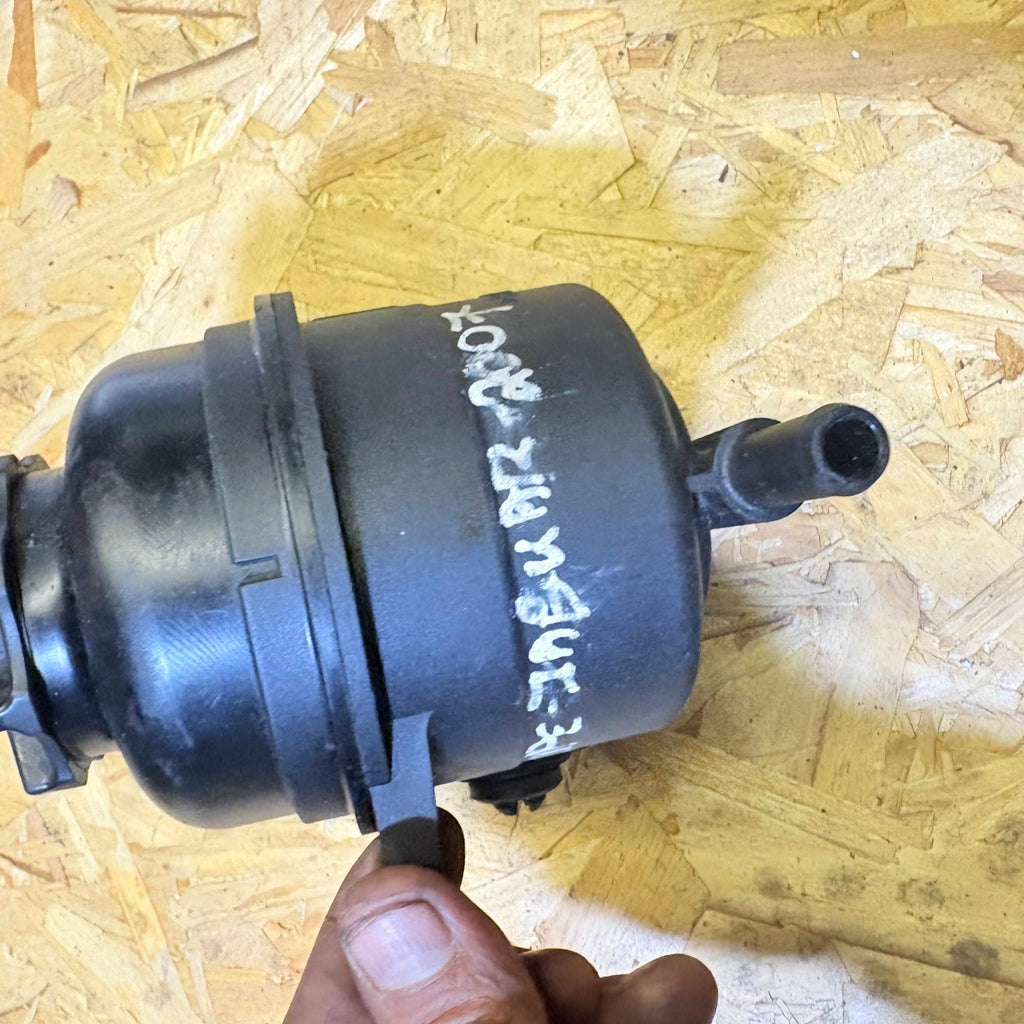 2005-2007 JAGUAR X-TYPE POWER STEERING FLUID RESERVOIR