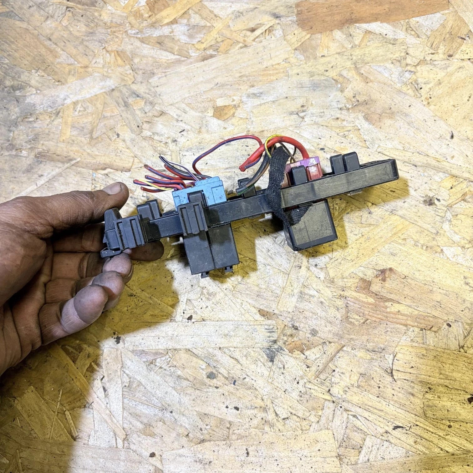 AUDI A3 MK2 FUSE RELAY BOX 1.9D 1K2937503A ++102551A