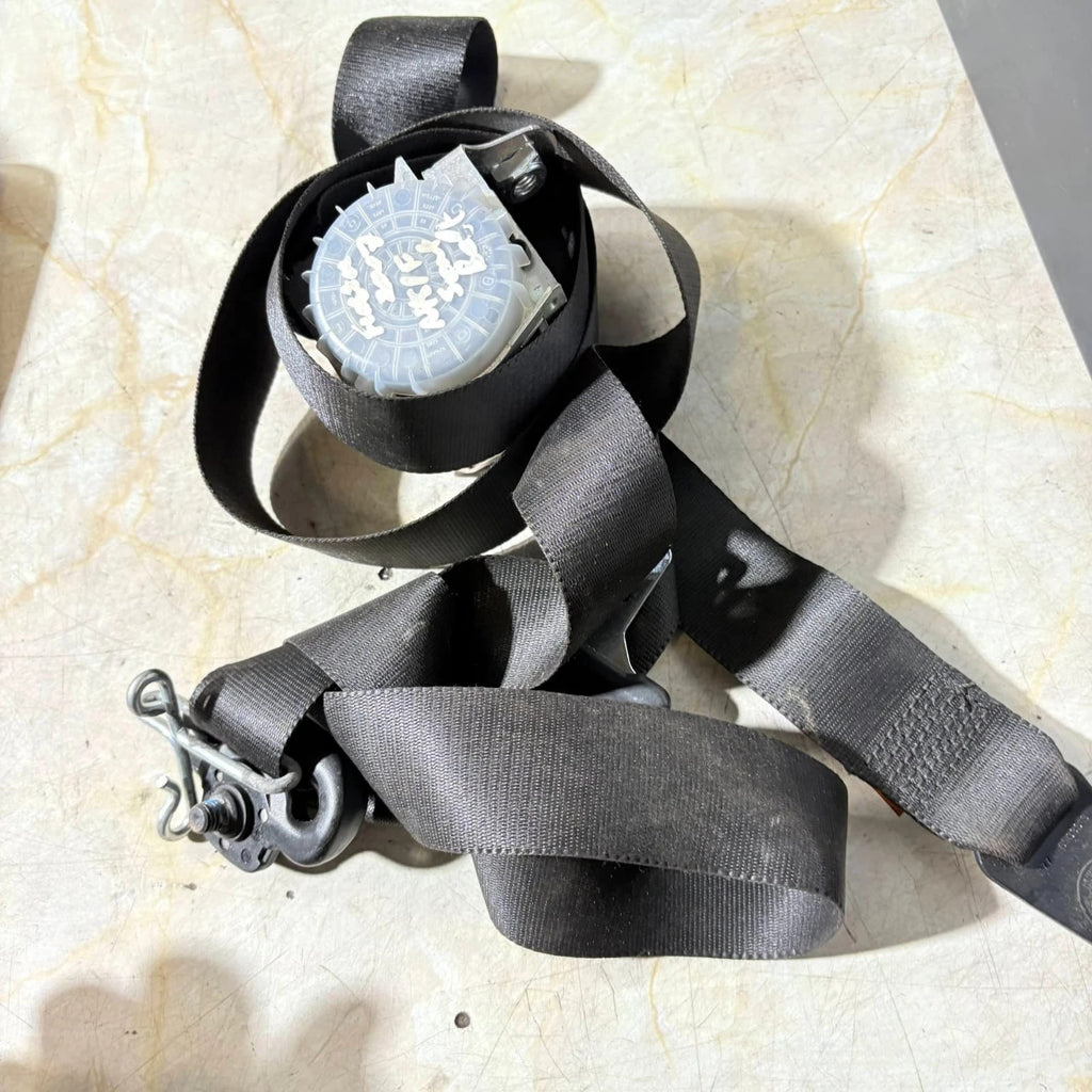 2007 FORD FIESTA MK6 5 DOOR Passenger FRONT LSEAT BELT 2S6AA61295AE